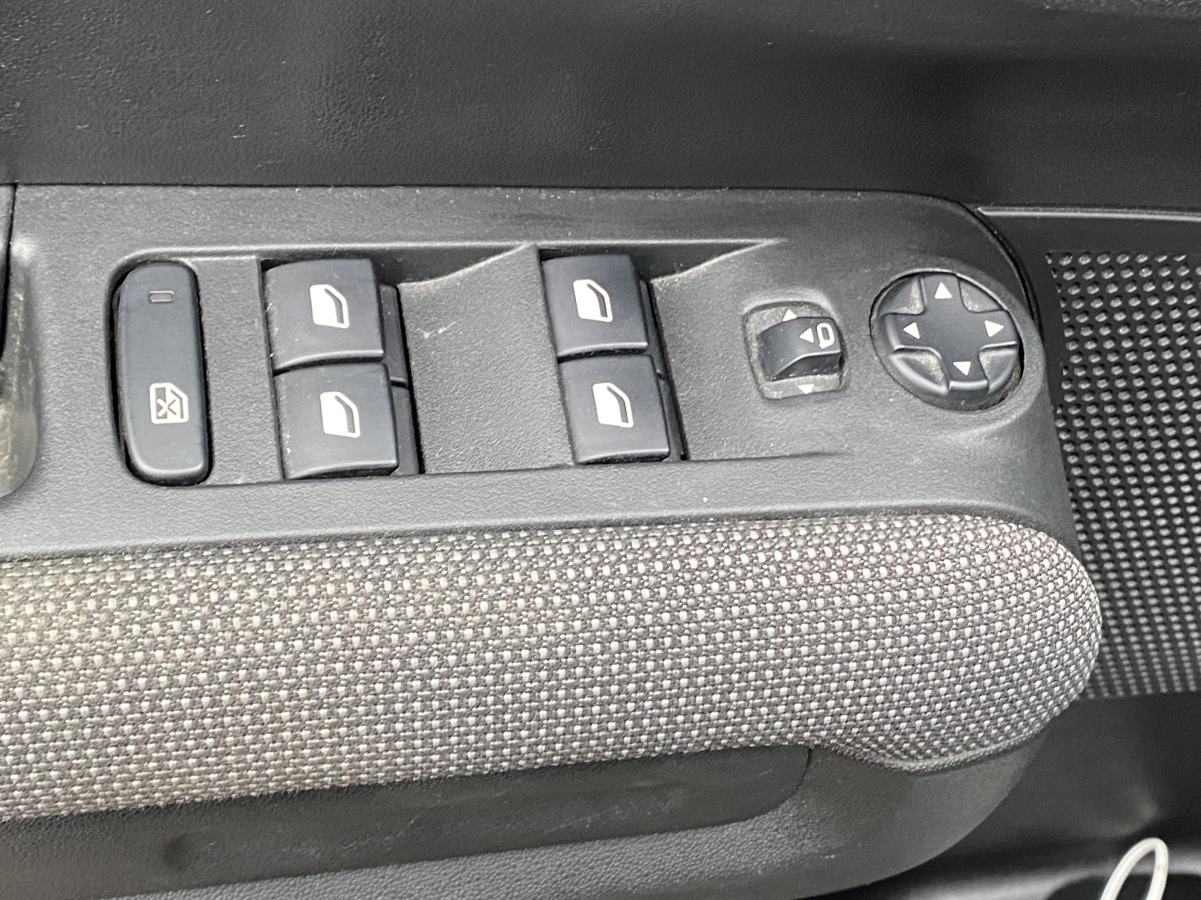 Citroën C3 Aircross, 2018 - pohled č. 11