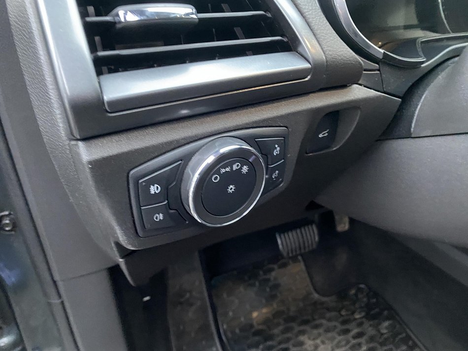 Ford Mondeo 2.0 TDCi 