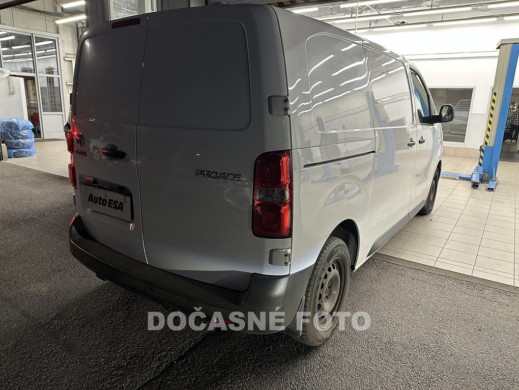 Toyota Proace 2.0d 