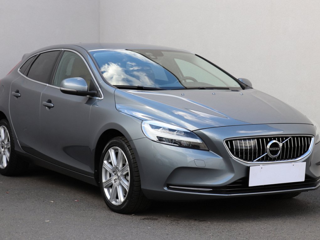 Volvo V40 2.0 D 