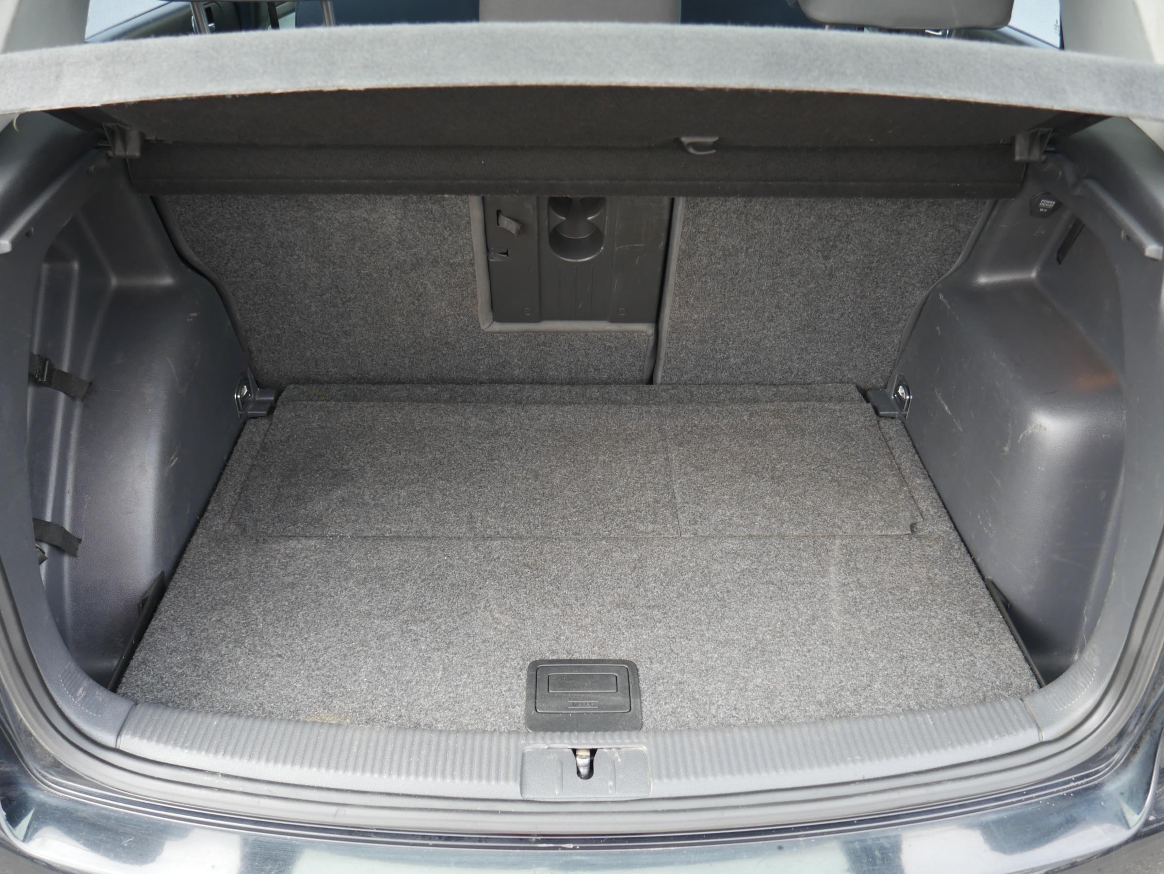 Volkswagen Golf Plus, 2008 - pohled č. 7