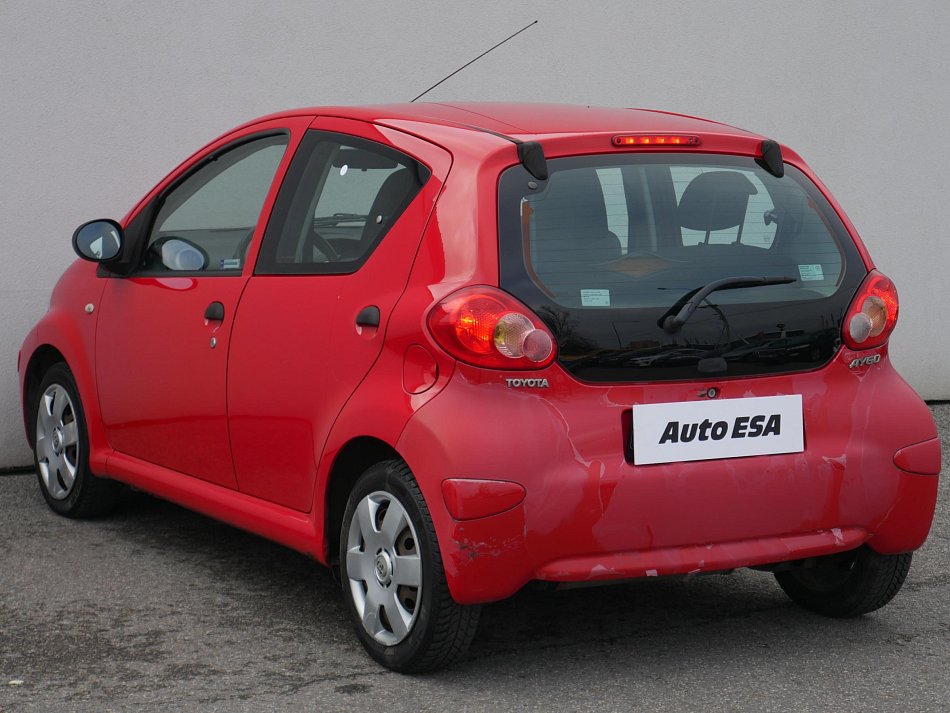 Toyota Aygo 1.0i 