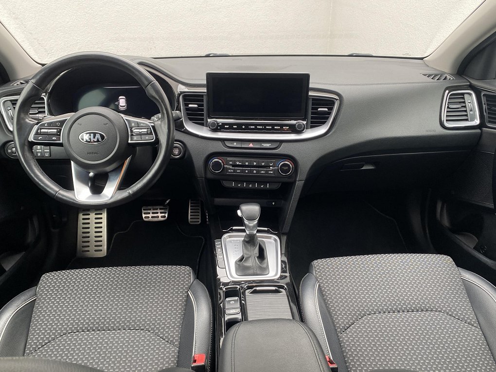 Kia Ceed 1.6 GDi 