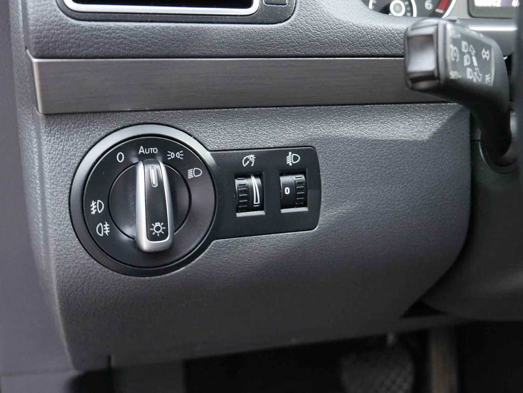 Volkswagen Touran 2.0TDi 