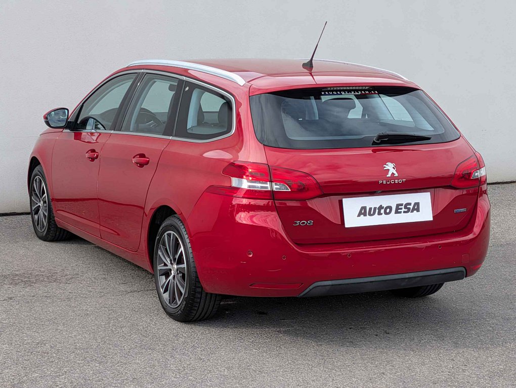 Peugeot 308 1.2PT 