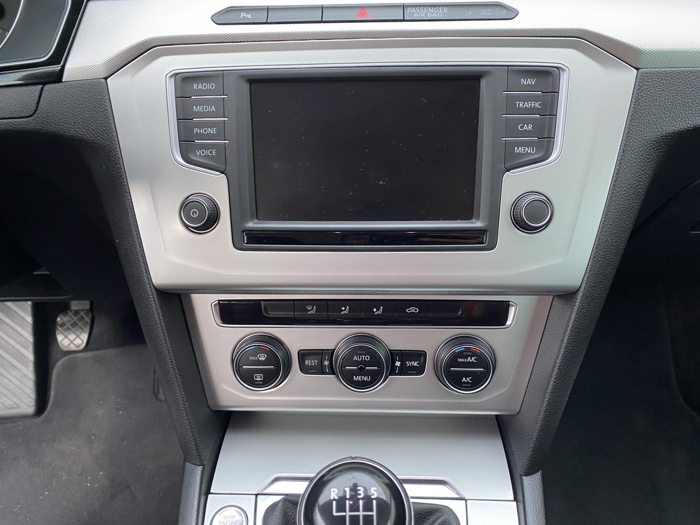 Volkswagen Passat, 2016 - pohled č. 10