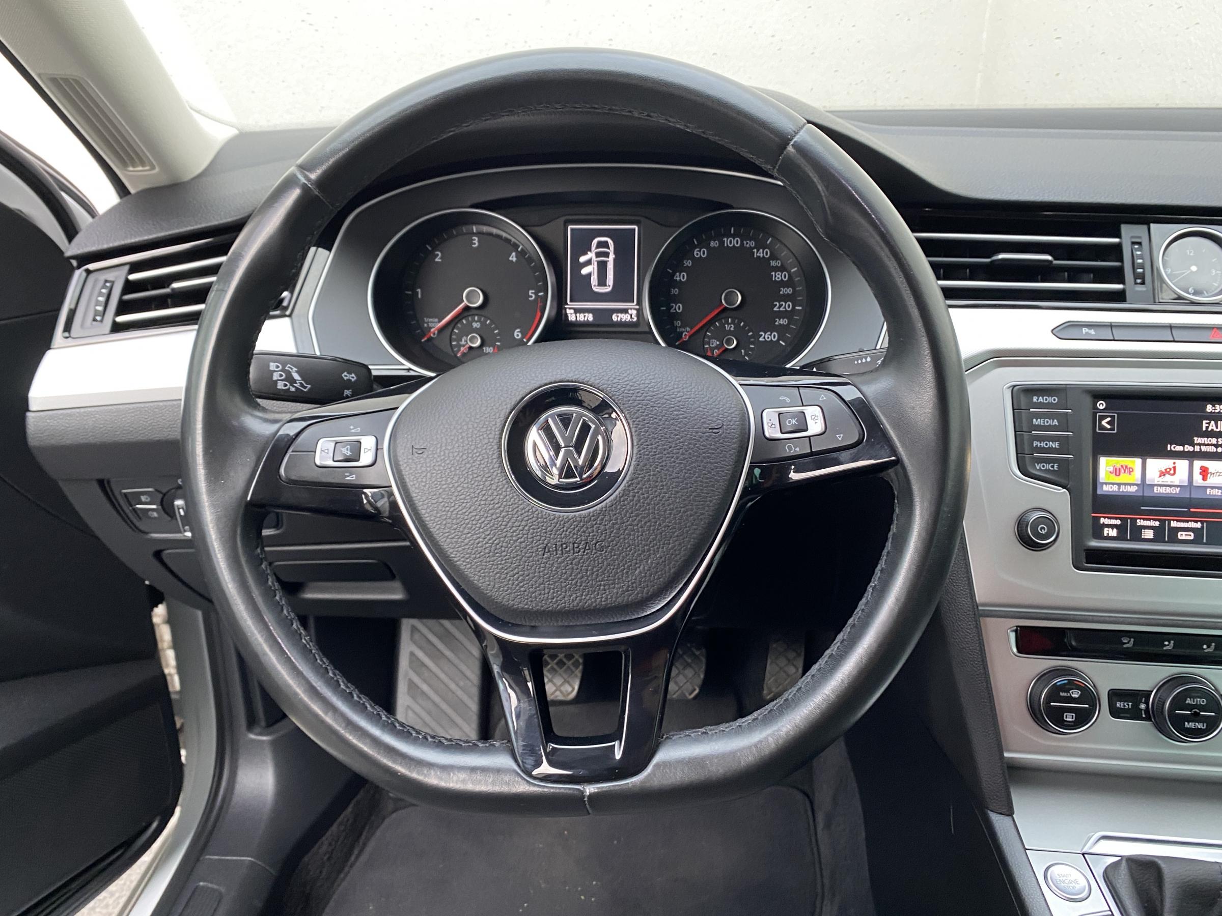 Volkswagen Passat, 2016 - pohled č. 12