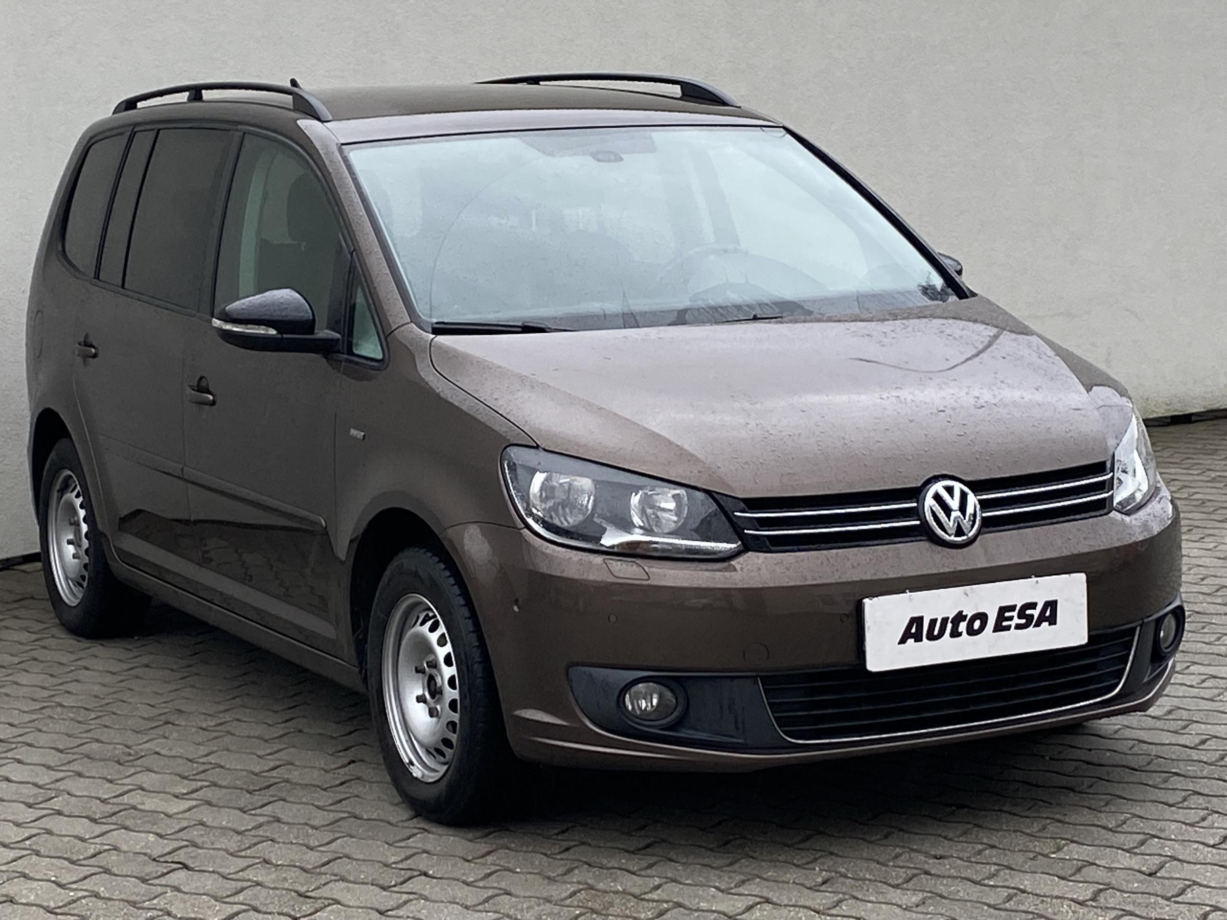 Volkswagen Touran, 2013 - pohled č. 1