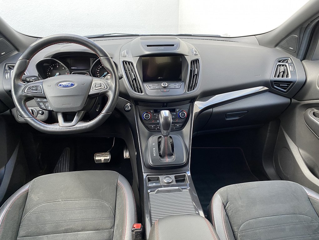 Ford Kuga 2.0 TDCi ST-Line AWD