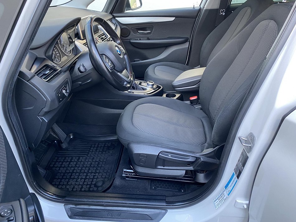 BMW Řada 2 1.5i Advantage Gran Tourer 218i