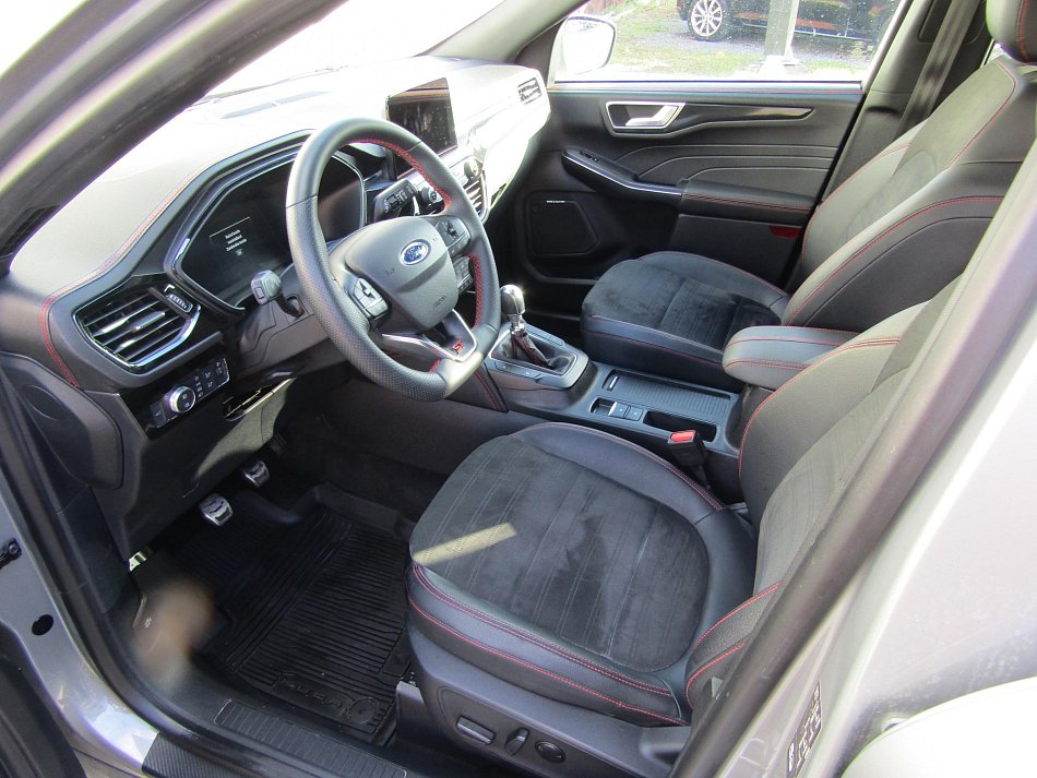 Ford Kuga 1.5EB ST-Line