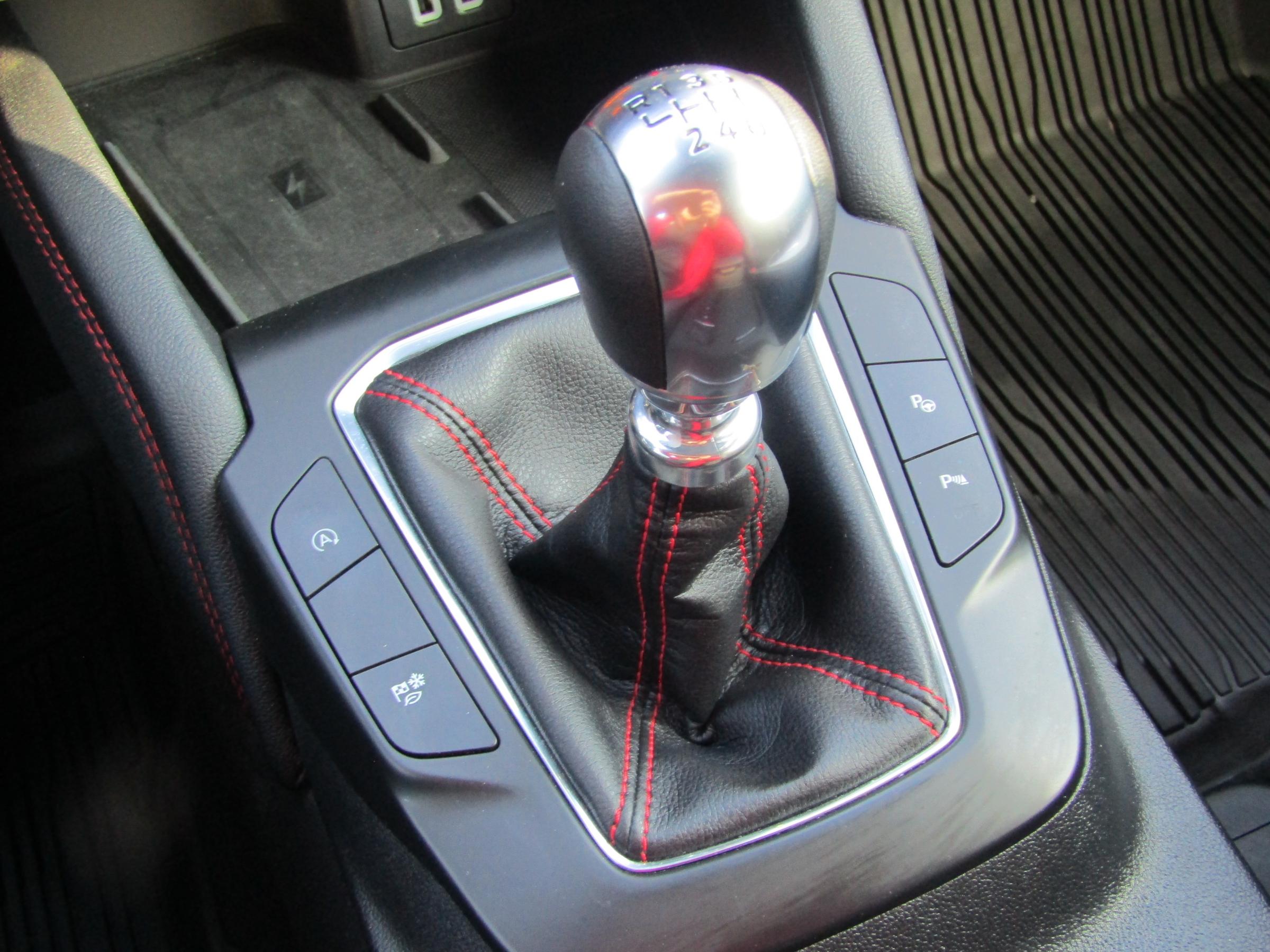 Ford Kuga, 2021 - pohled č. 19