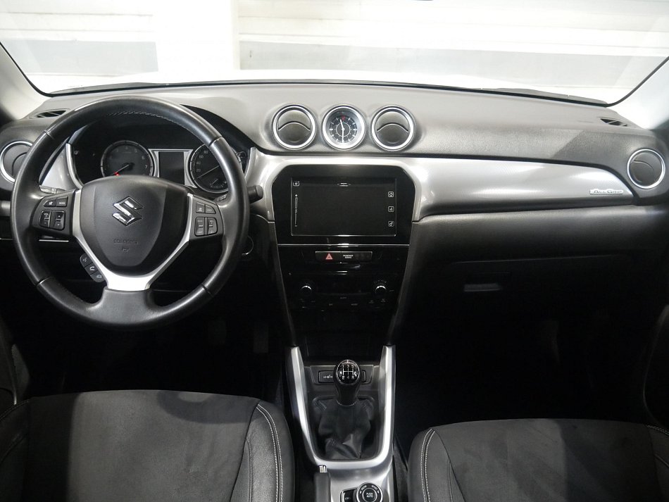 Suzuki Vitara 1.6i  4x4