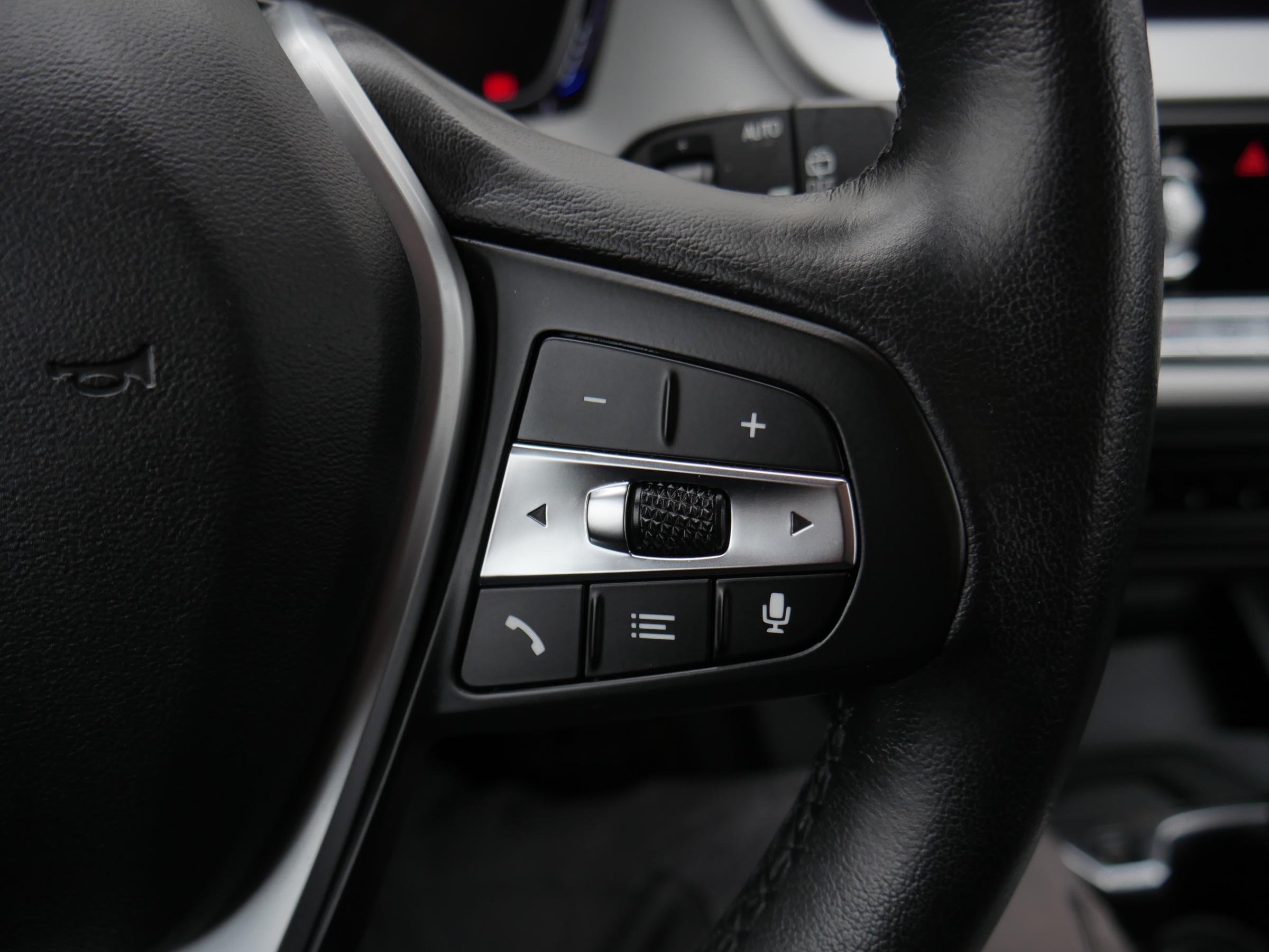 BMW Řada 1, 2019 - pohled č. 13