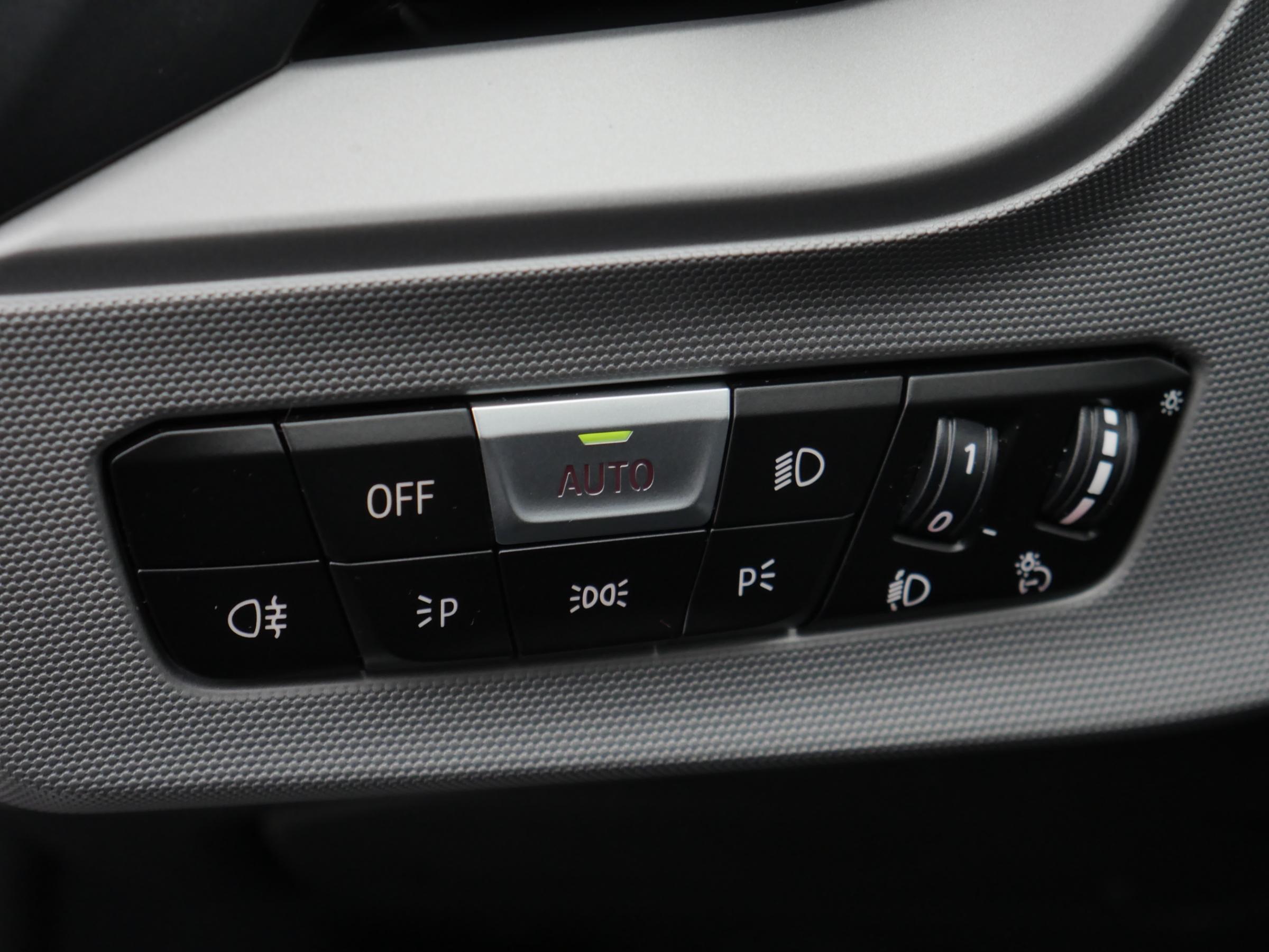 BMW Řada 1, 2019 - pohled č. 21