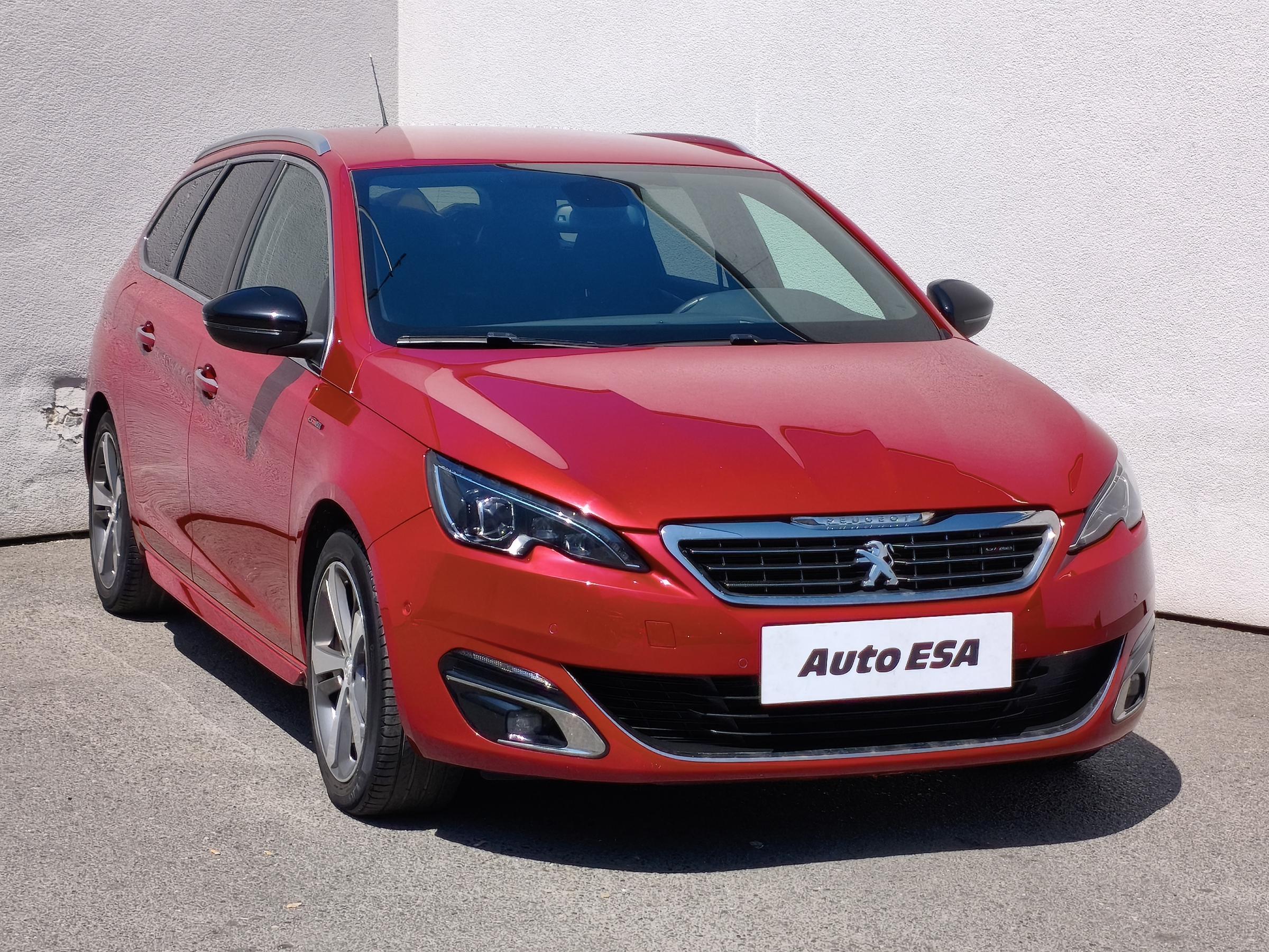 Peugeot 308, 2015 - celkový pohled