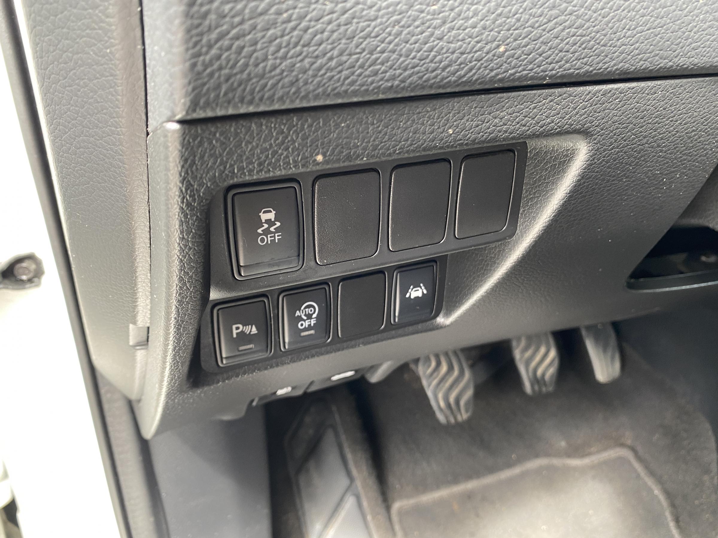 Nissan Qashqai, 2014 - pohled č. 18