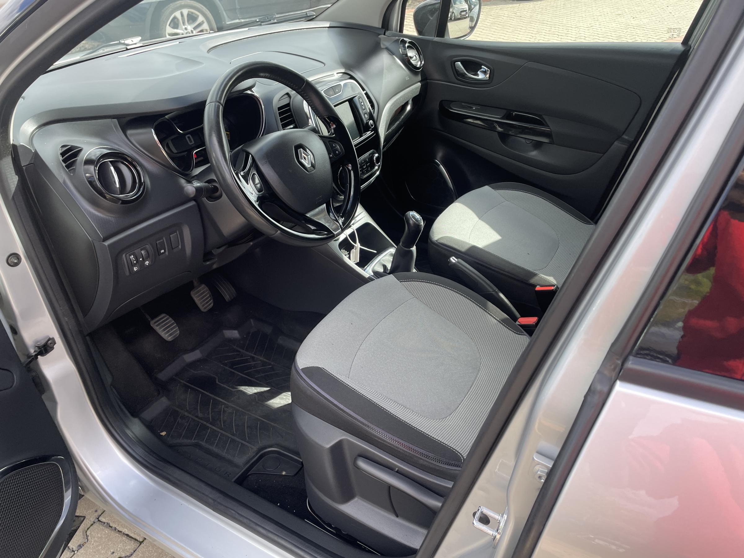 Renault Captur, 2015 - pohled č. 11