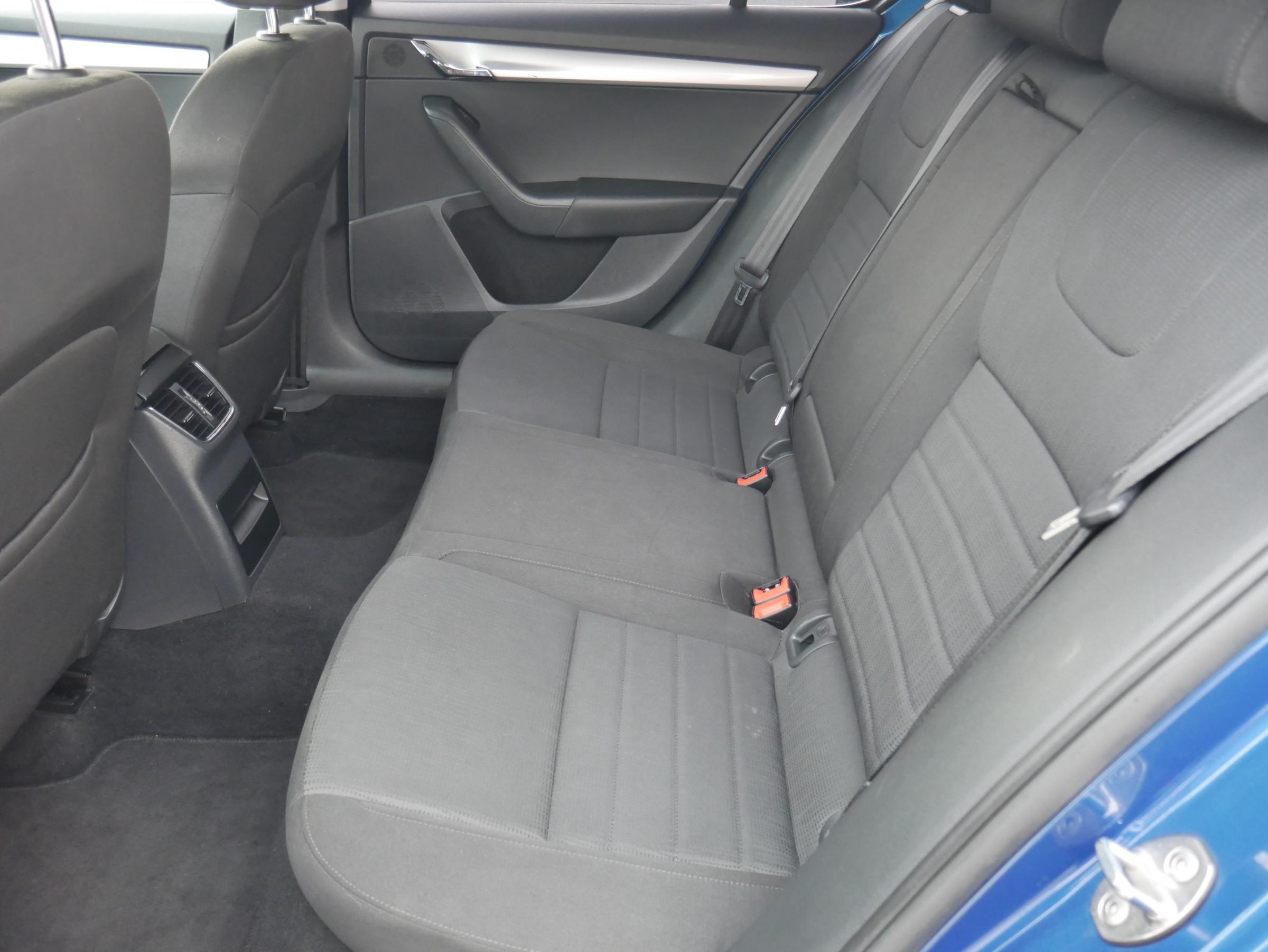 Škoda Octavia III, 2015 - pohled č. 10
