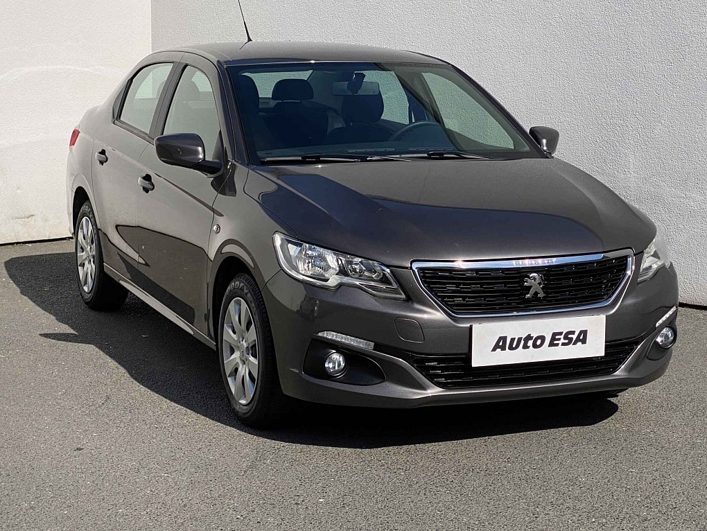 Peugeot 301 1.6i 