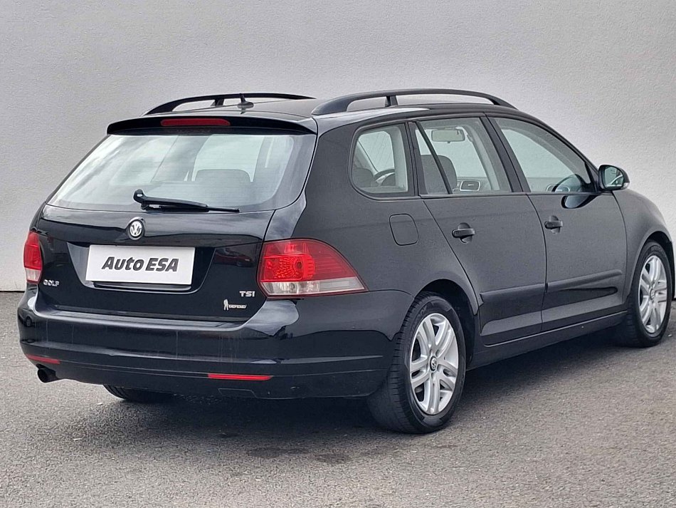 Volkswagen Golf 1.2 TSi 