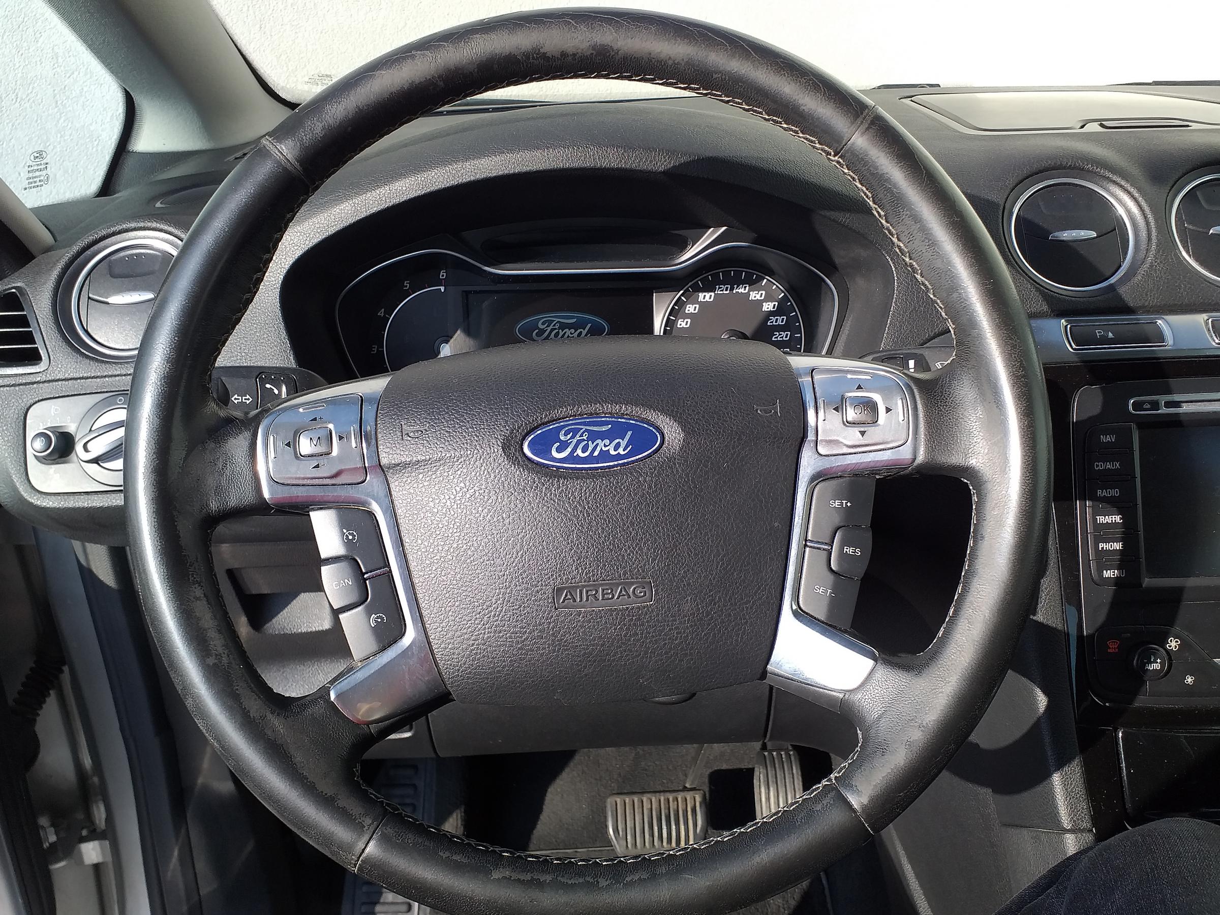 Ford S-MAX, 2012 - pohled č. 20