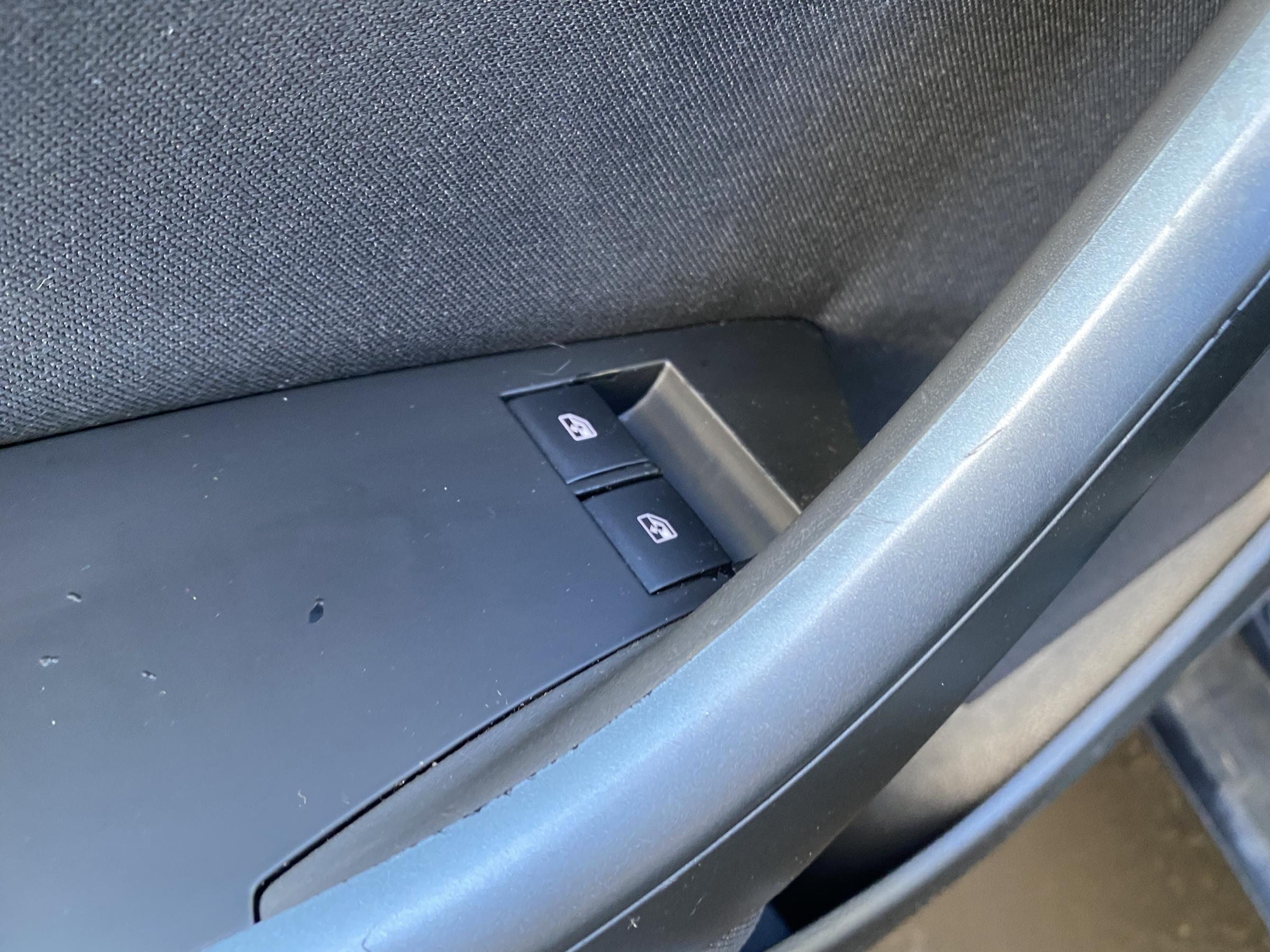 Opel Astra, 2014 - pohled č. 13