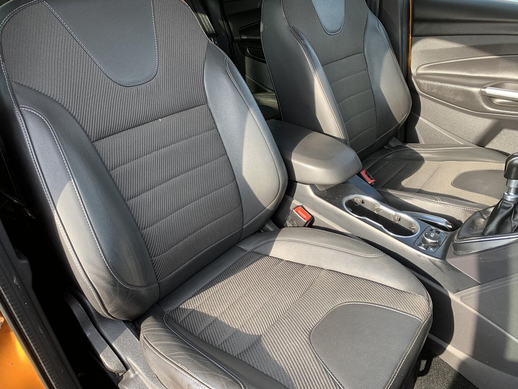 Ford Kuga 1.5EB 