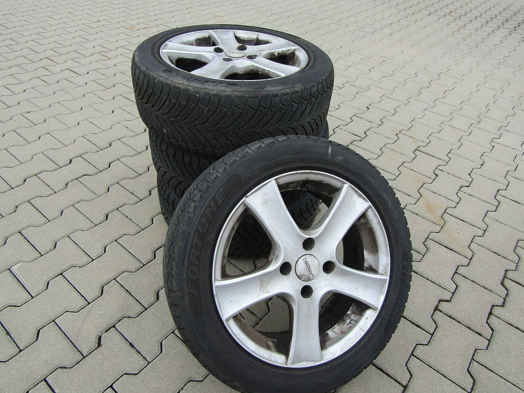 Peugeot 207 1.6i 