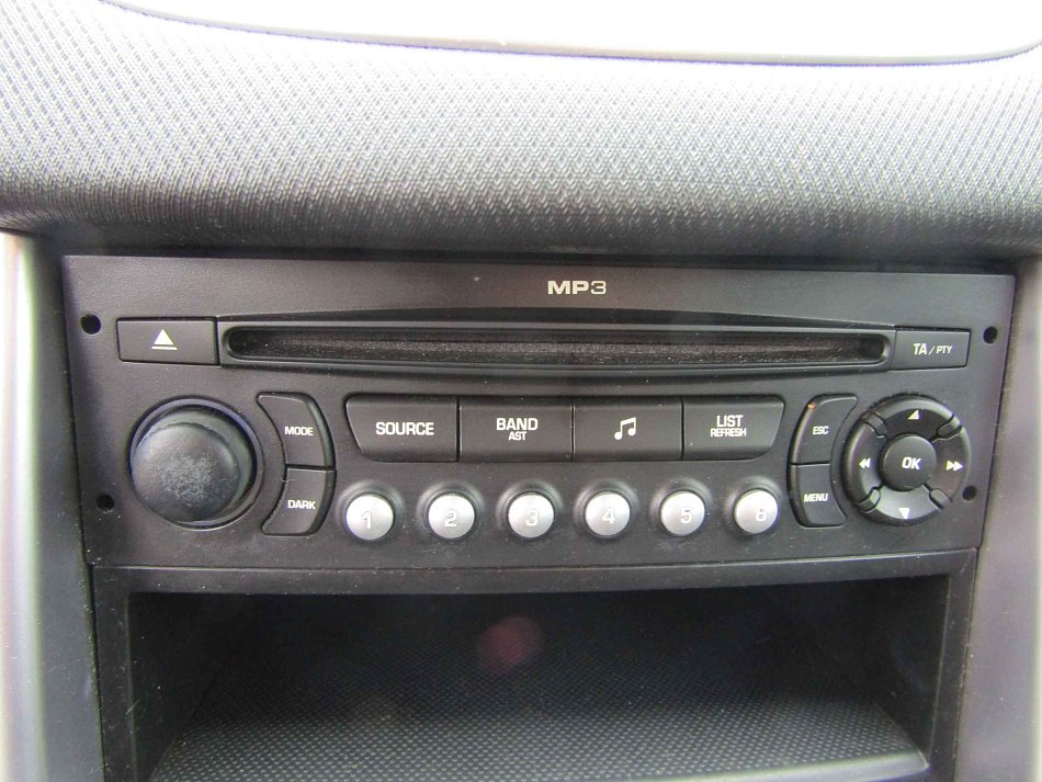 Peugeot 207 1.6i 