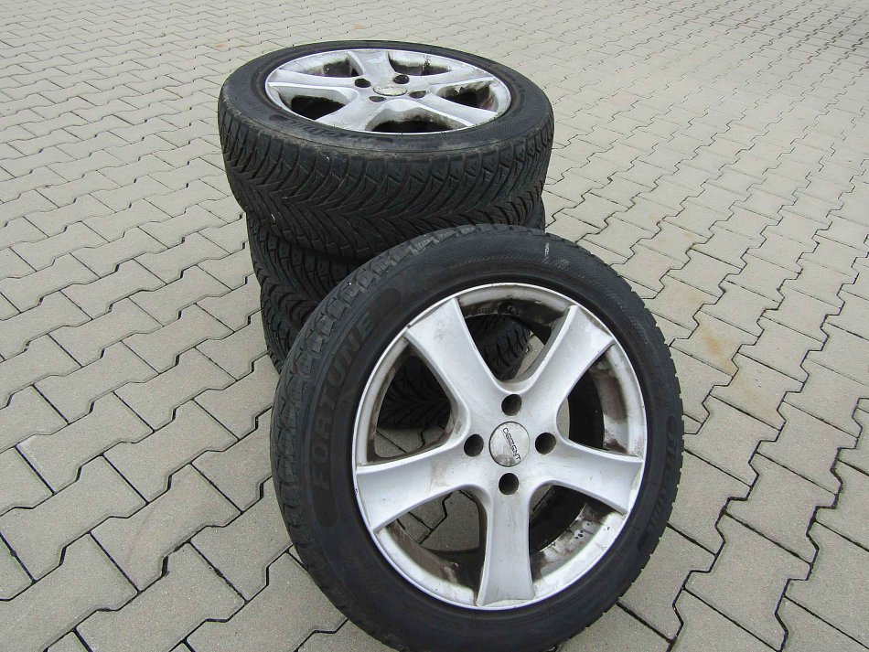 Peugeot 207 1.6i 
