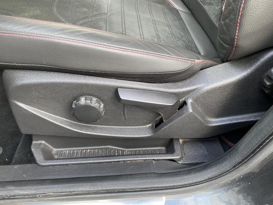 Ford Kuga 2.0 TDCi ST-Line AWD