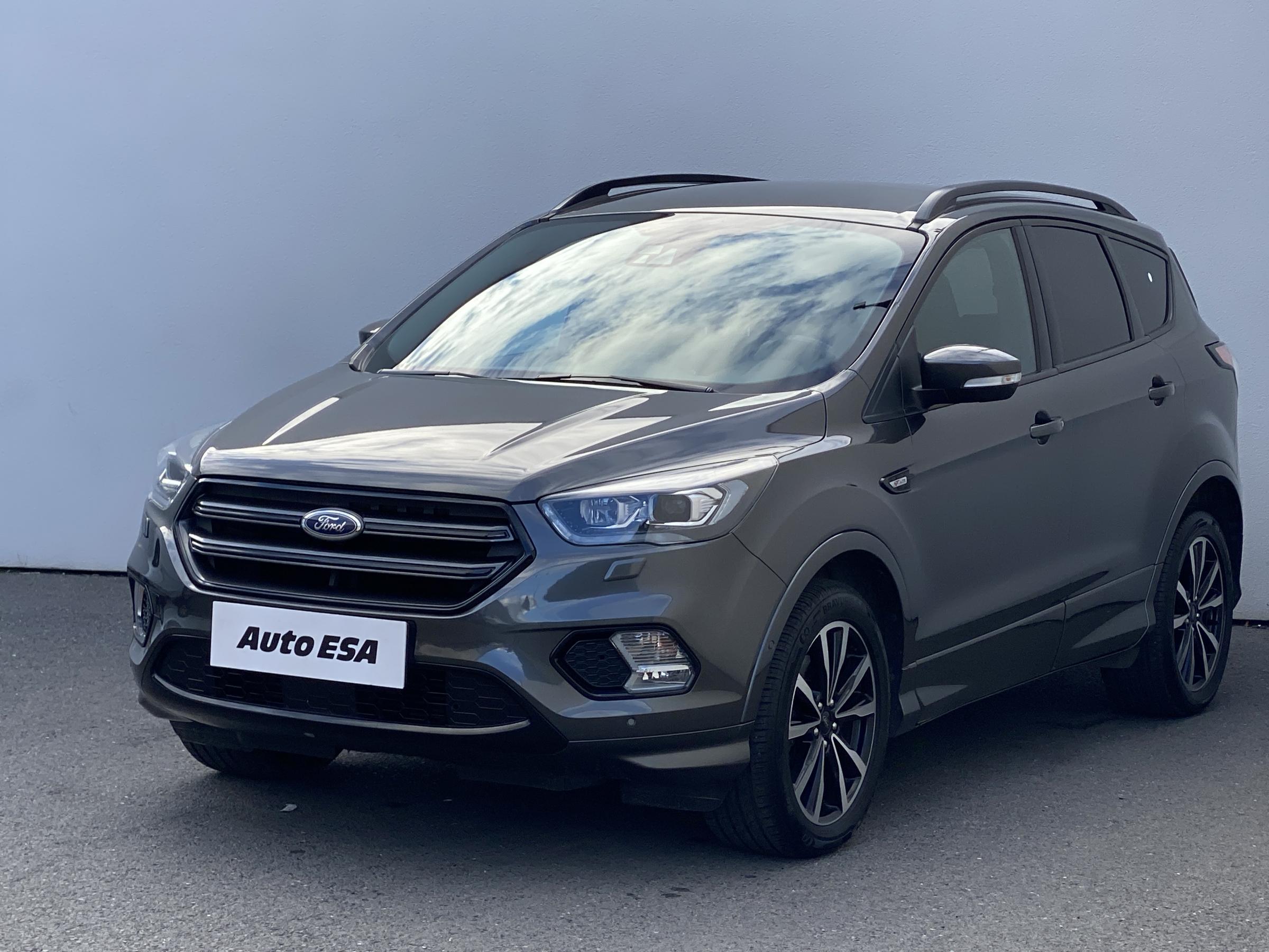 Ford Kuga, 2019 - pohled č. 3