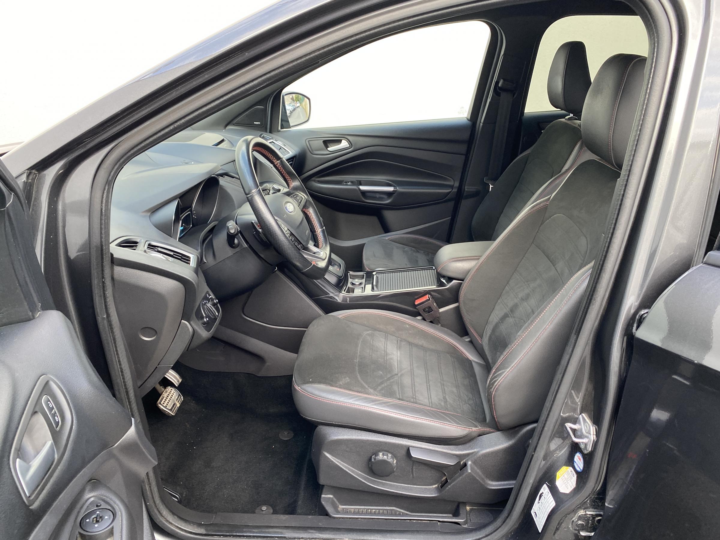 Ford Kuga, 2019 - pohled č. 9