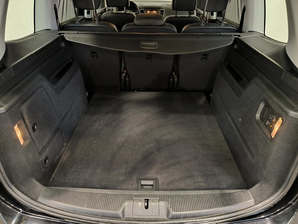 Volkswagen Sharan 2.0TDi Highline