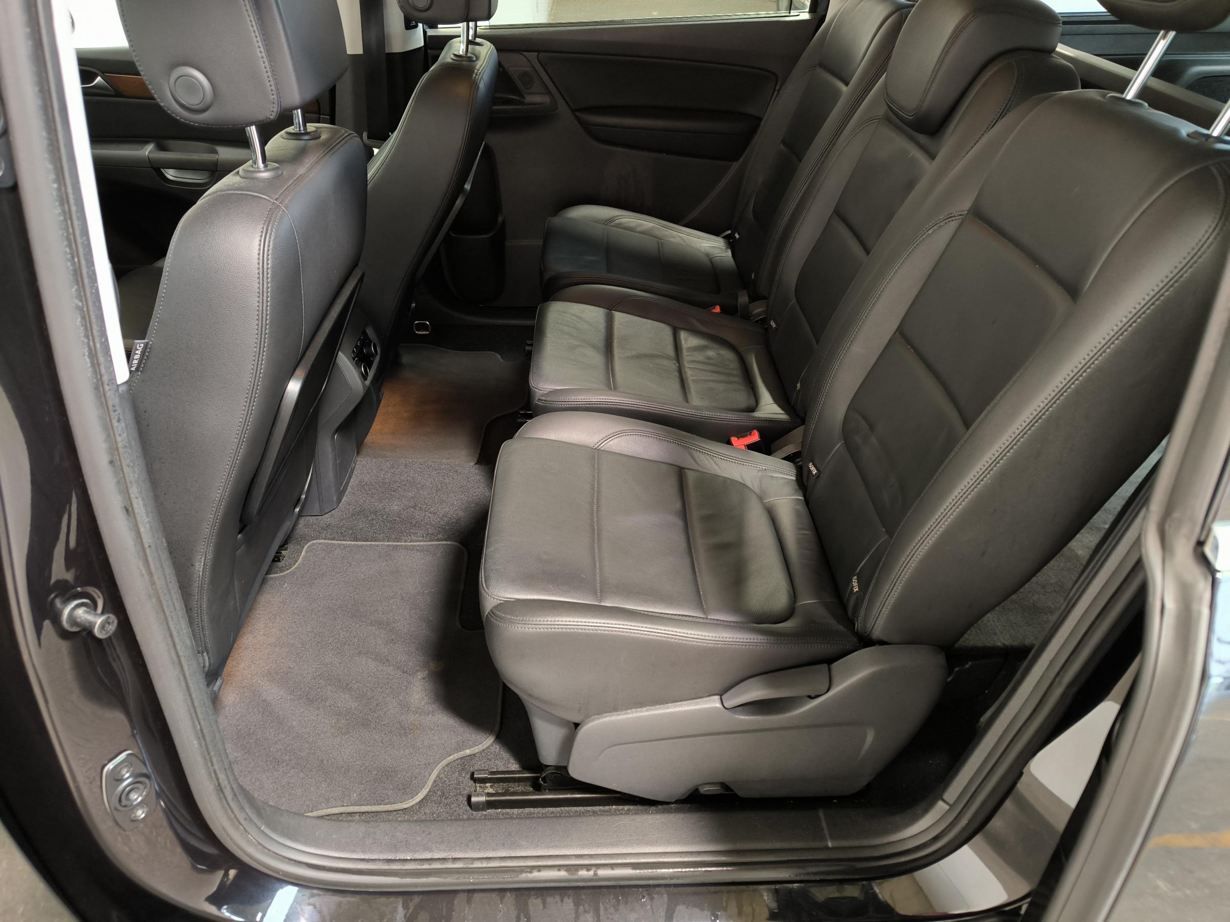 Volkswagen Sharan, 2016 - pohled č. 10