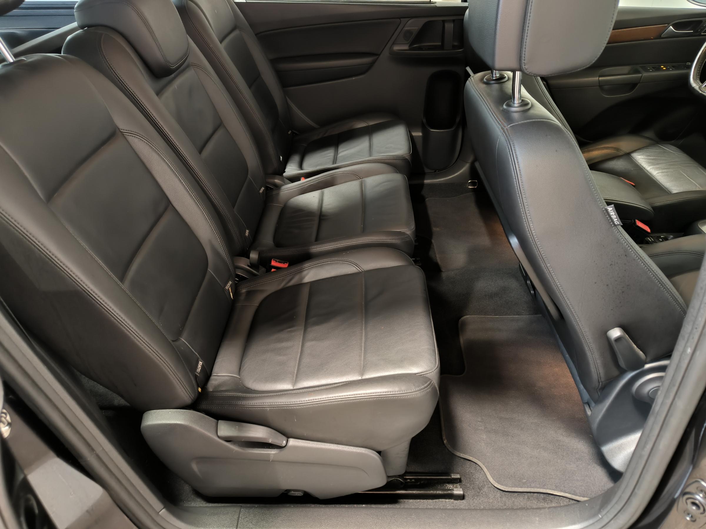 Volkswagen Sharan, 2016 - pohled č. 11