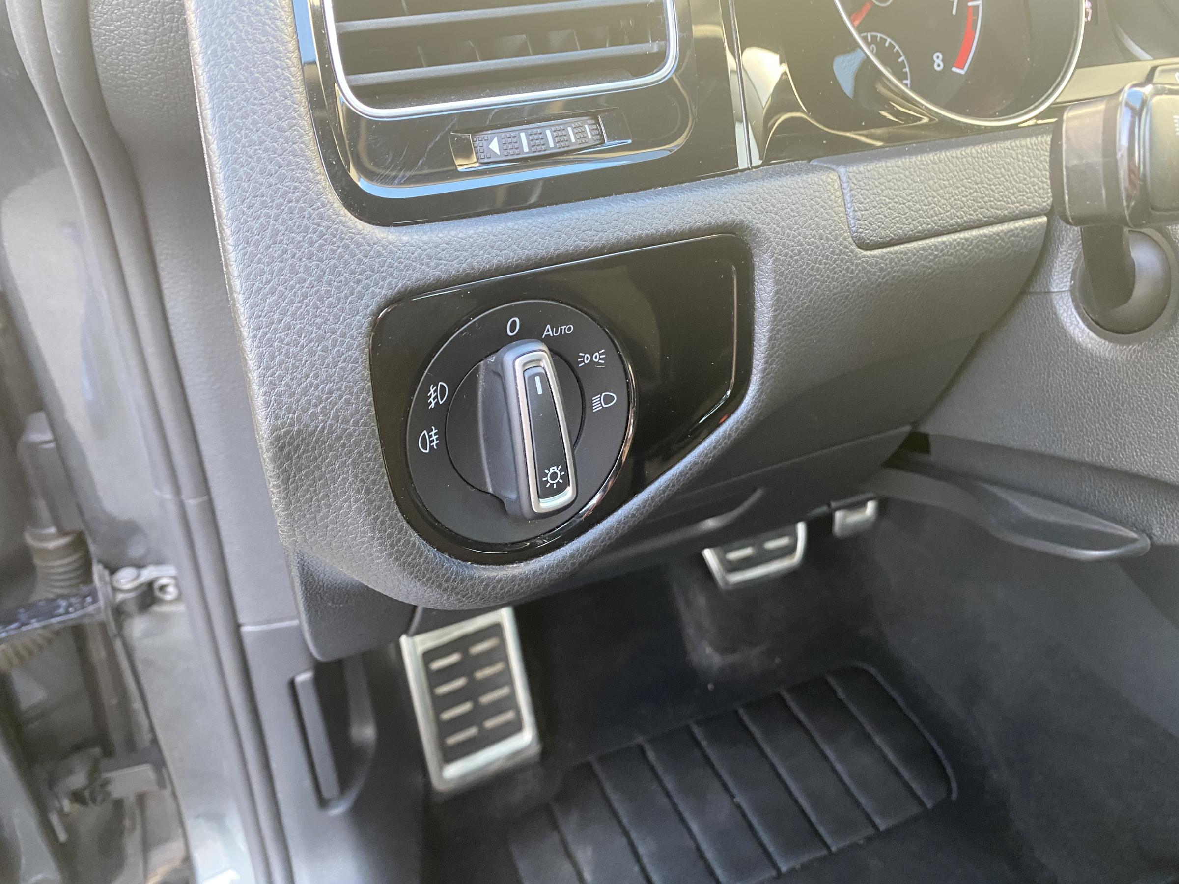 Volkswagen Golf, 2018 - pohled č. 14