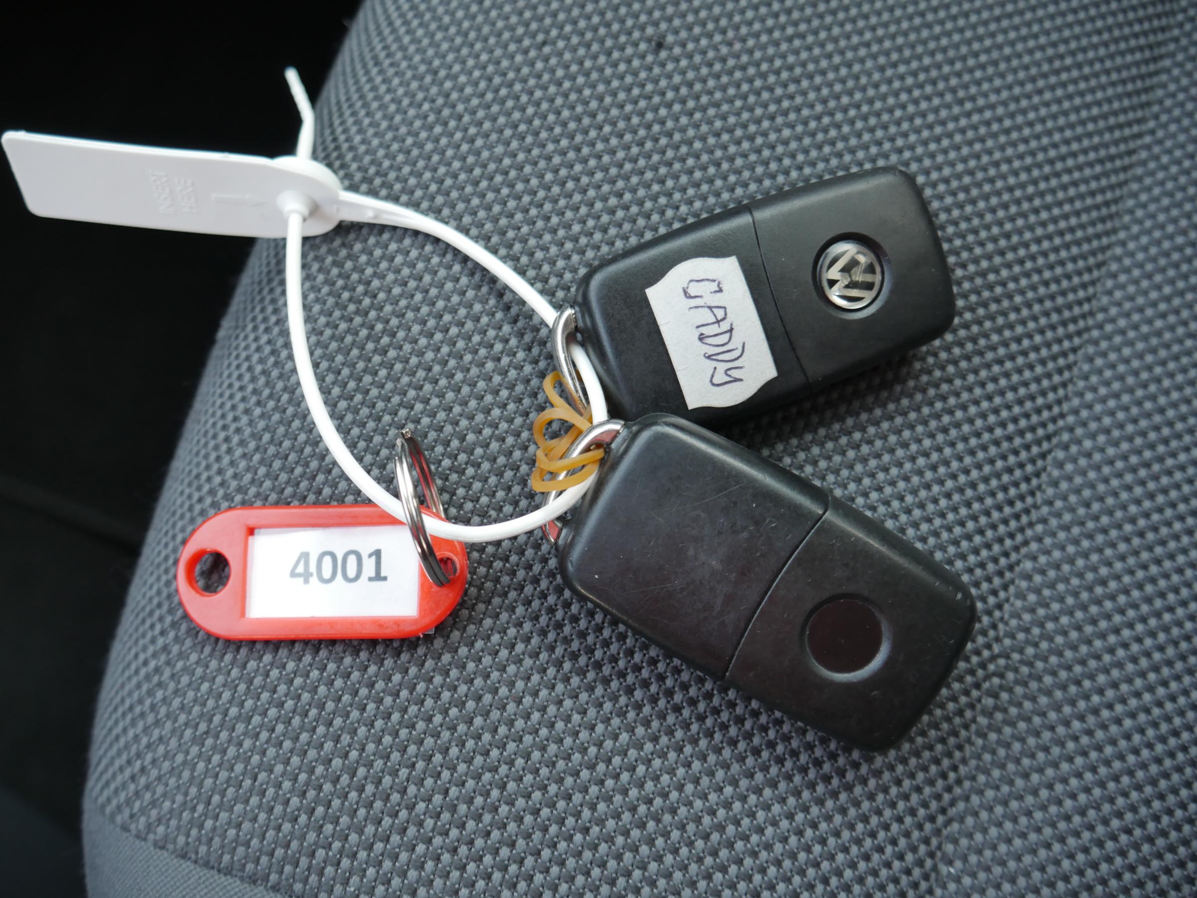 Volkswagen Caddy, 2013 - pohled č. 19