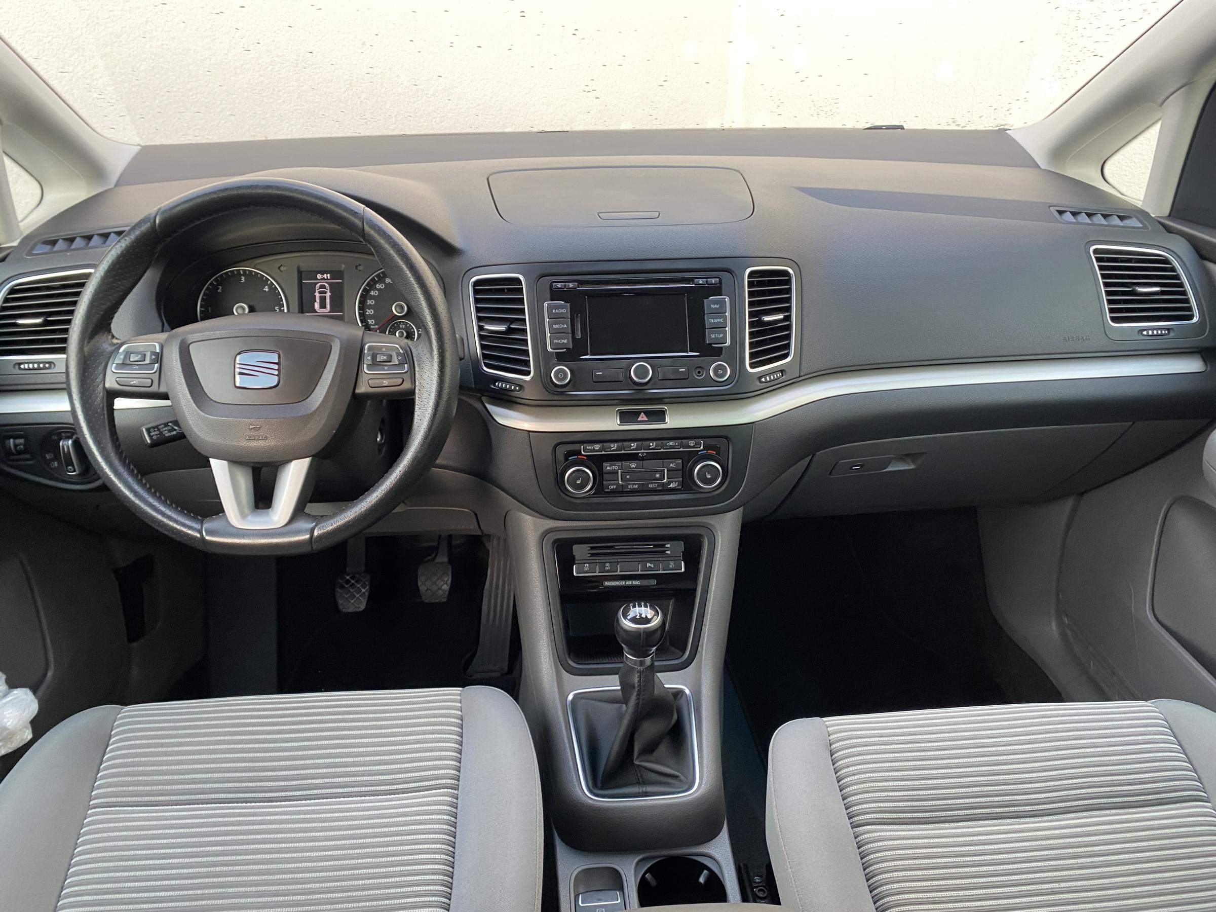 Seat Alhambra, 2011 - pohled č. 8