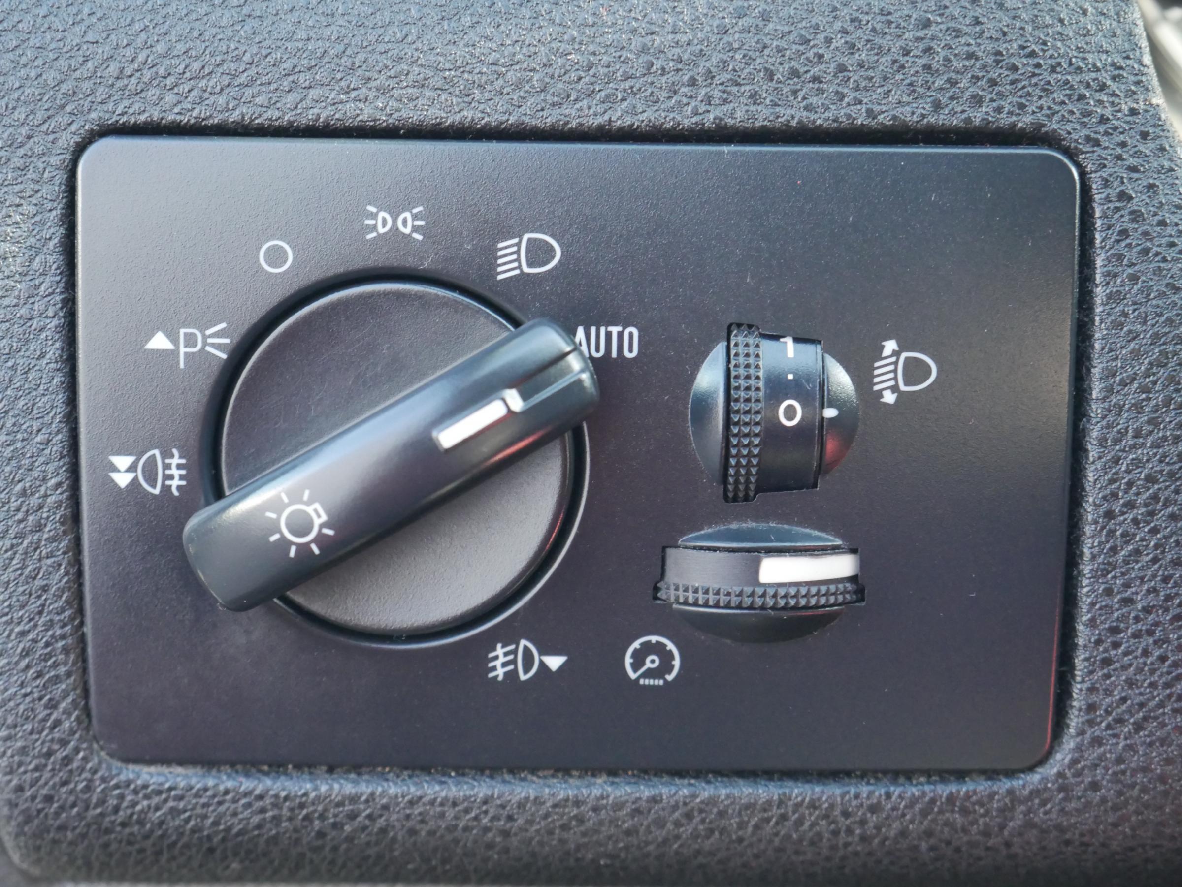 Ford Focus, 2005 - pohled č. 14