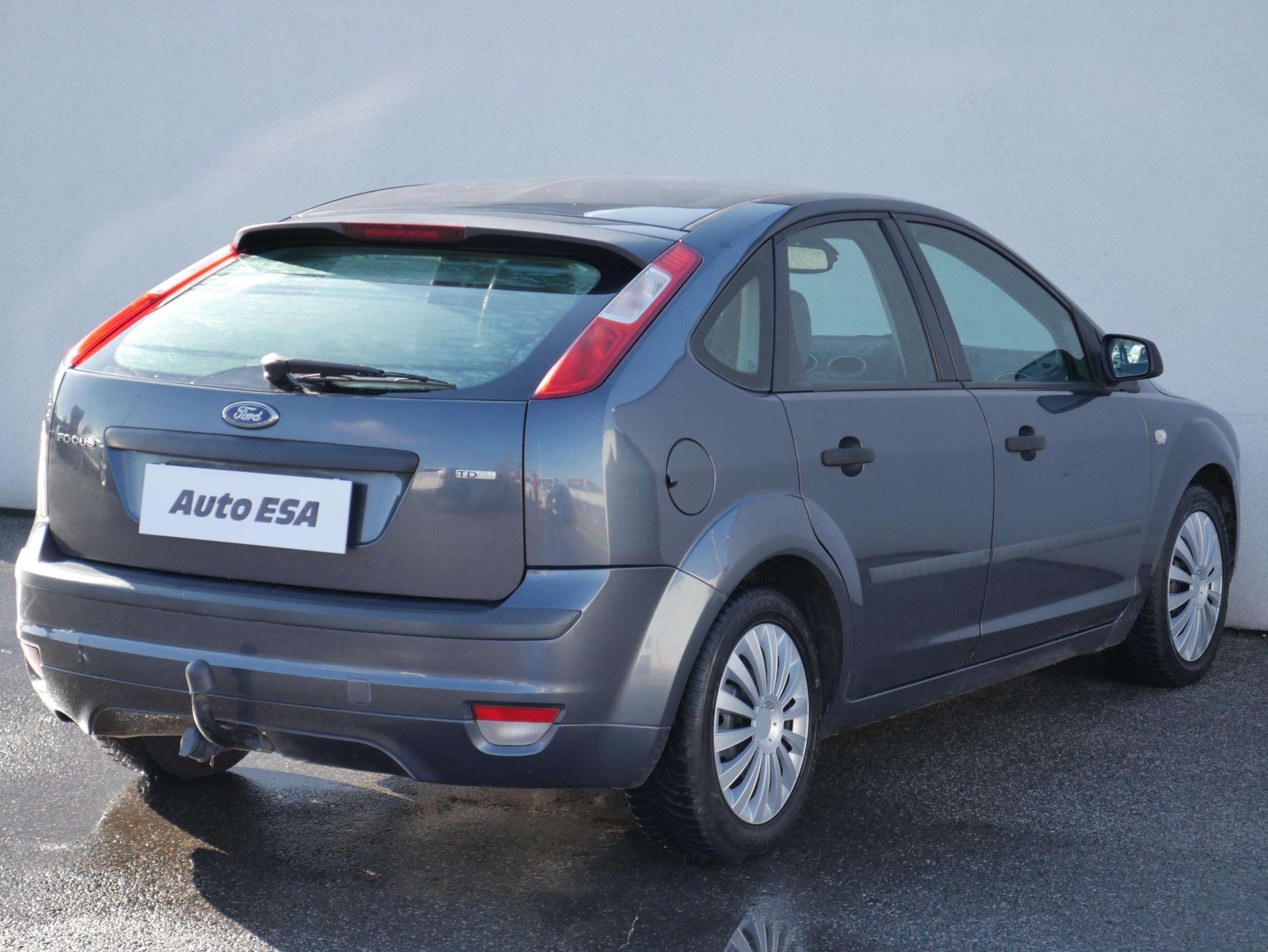 Ford Focus, 2005 - pohled č. 4