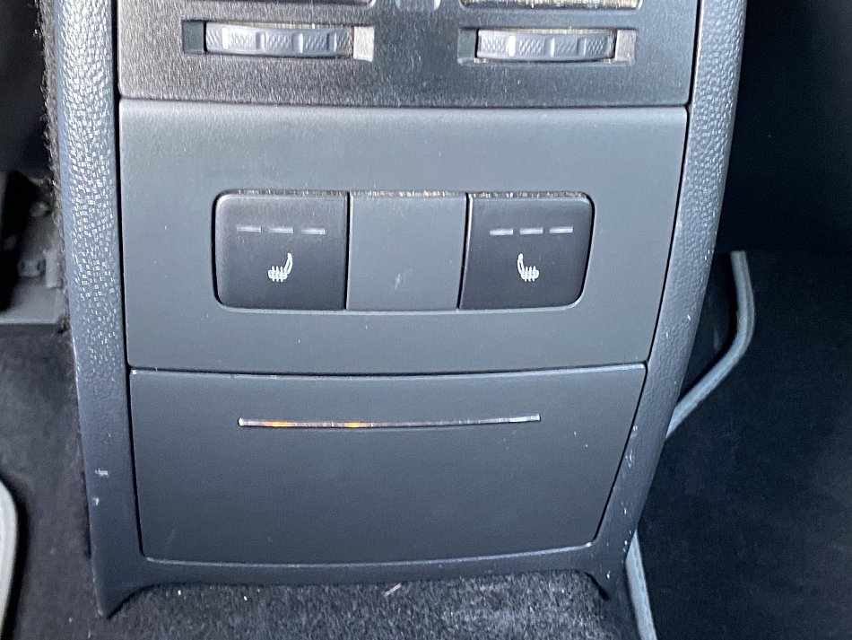 Škoda Octavia II 2.0 TDi RS