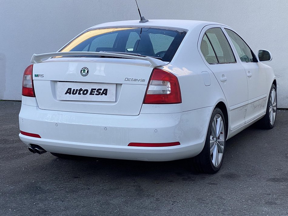Škoda Octavia II 2.0 TDi RS