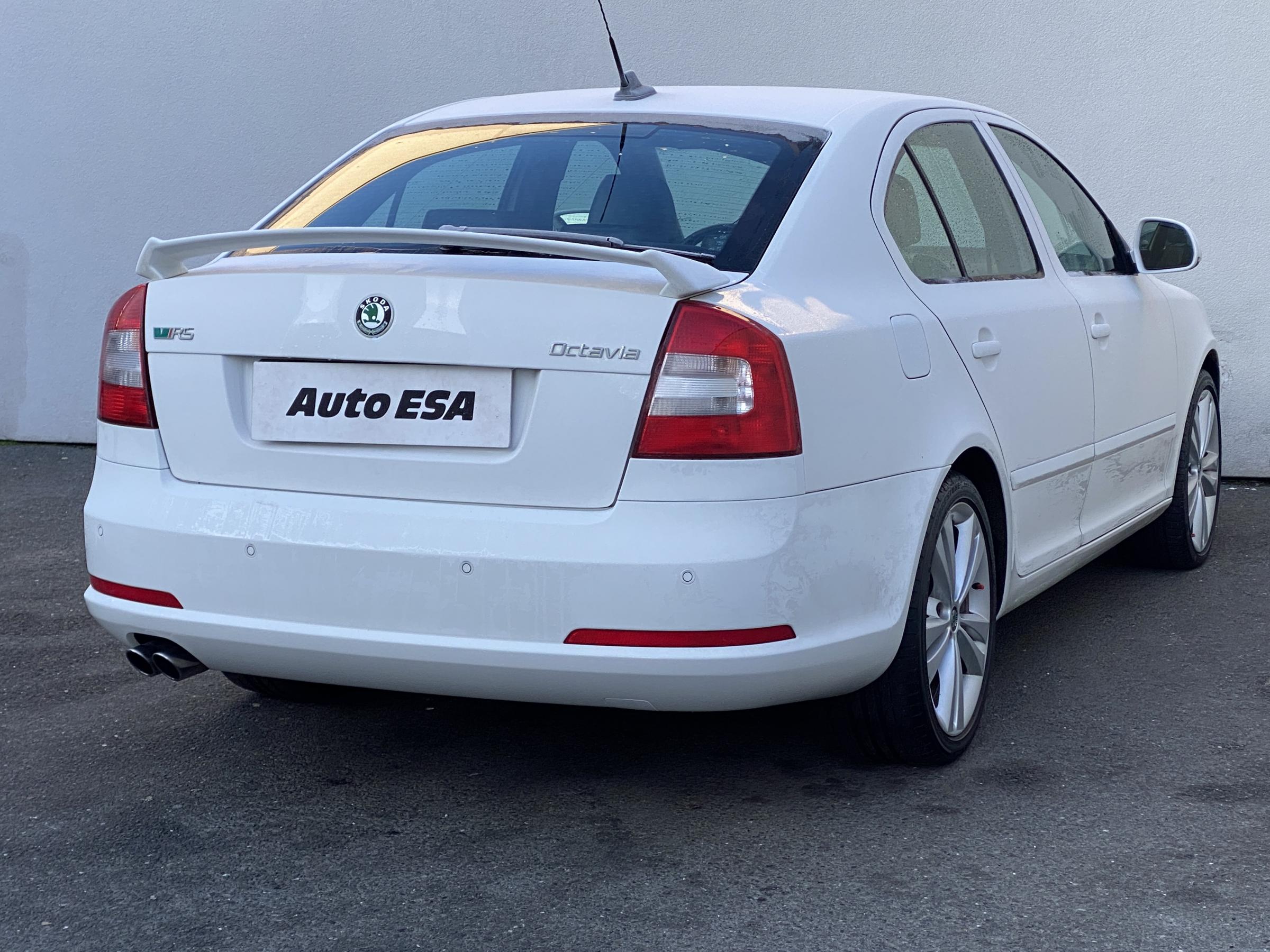 Škoda Octavia, 2010 - pohled č. 4