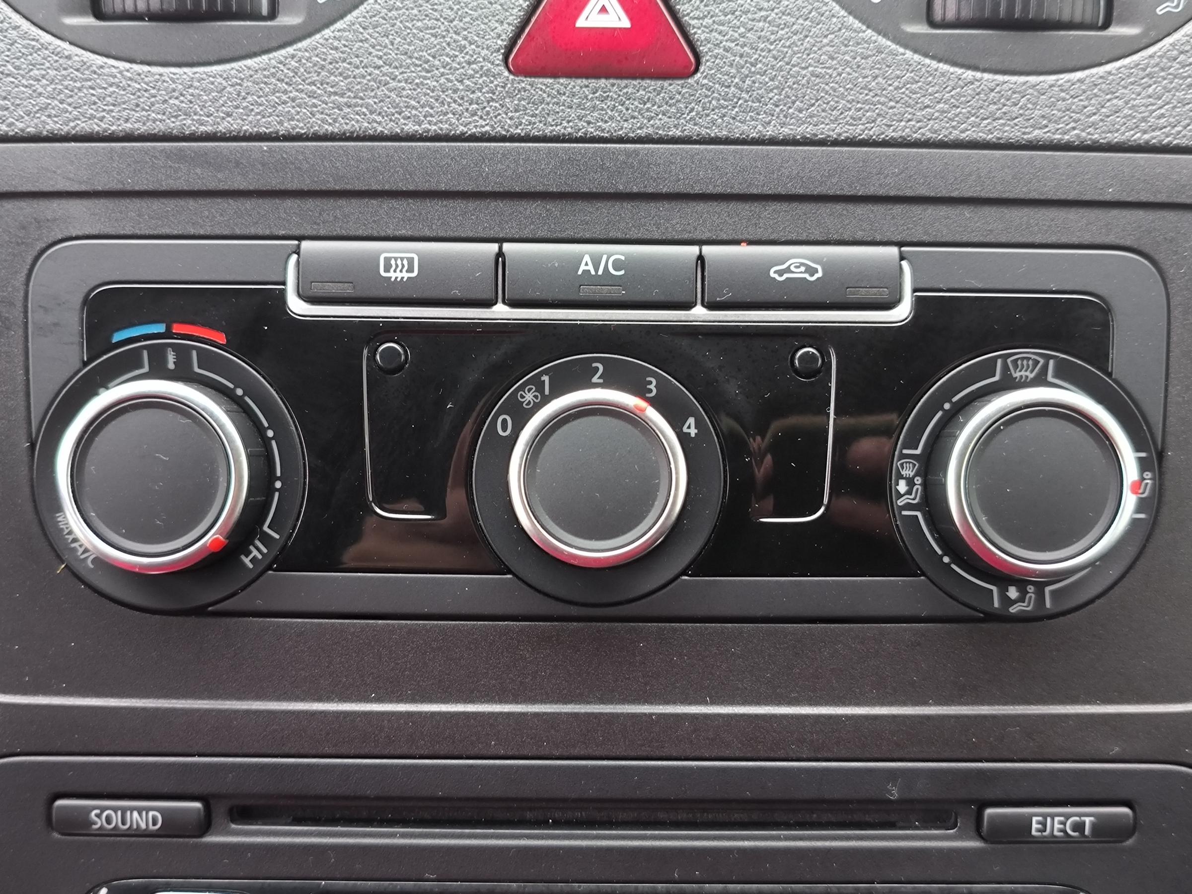 Volkswagen Caddy, 2013 - pohled č. 12