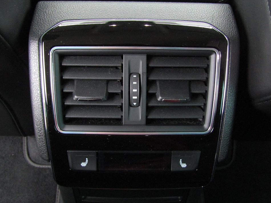 Škoda Superb III 2.0 TDi Style