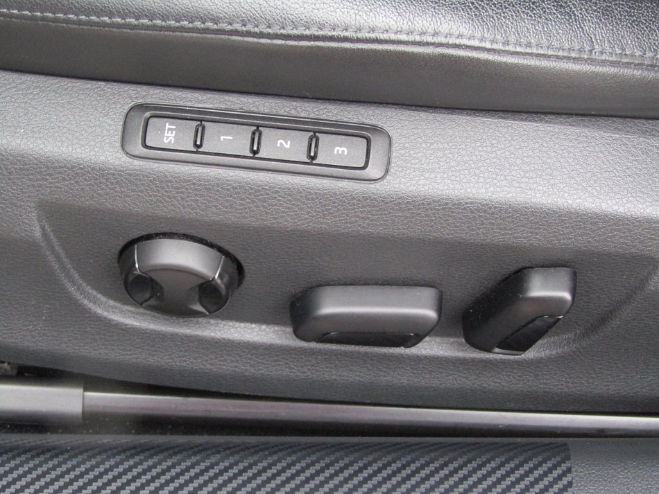 Škoda Superb III 2.0 TDi Style