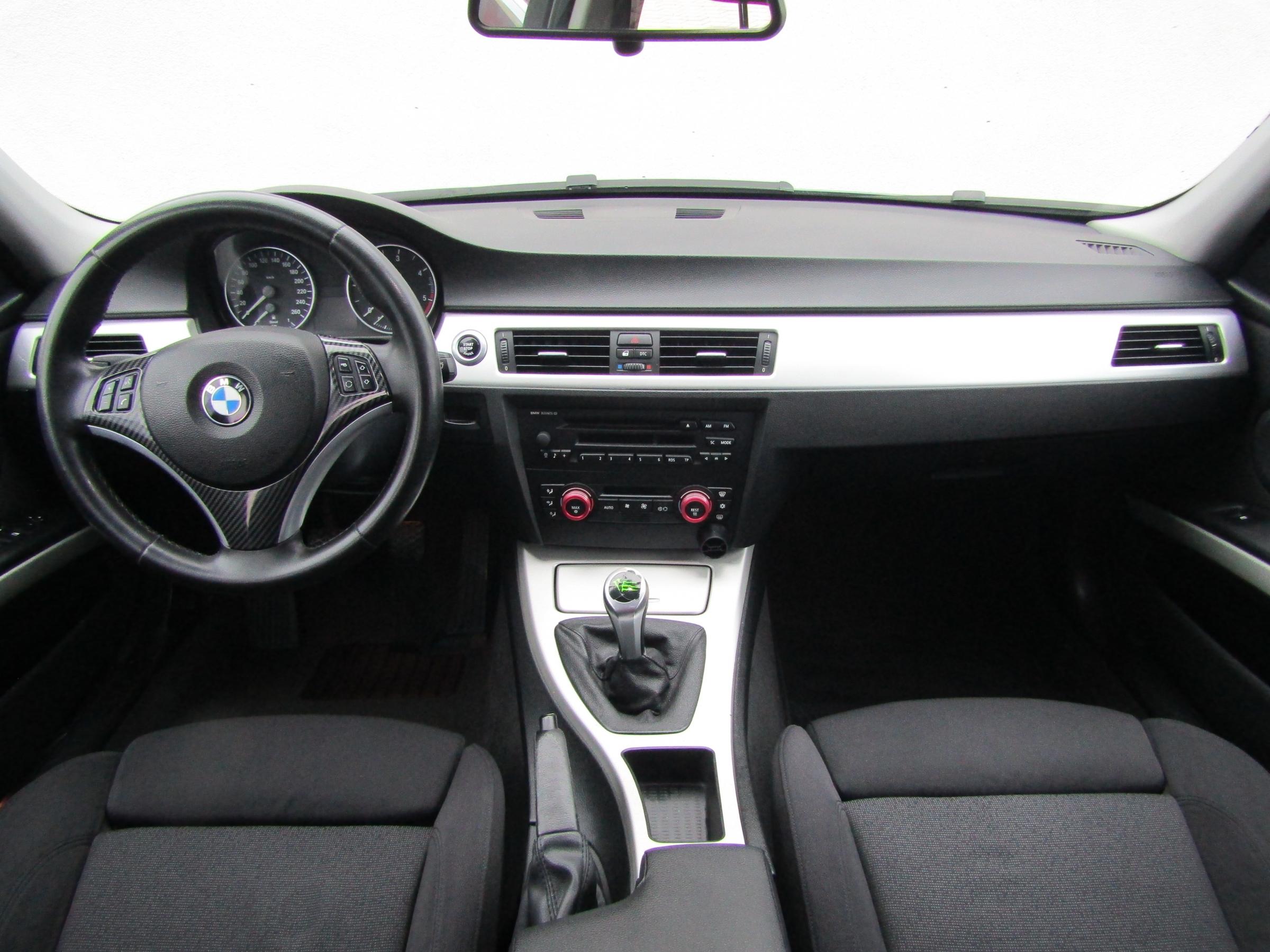 BMW Řada 3, 2007 - pohled č. 8