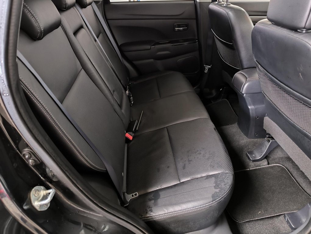 Peugeot 4008 1.8 HDi Allure 4WD